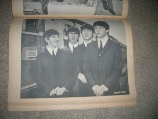 VINTAGE 1964 THE BEATLES OFFICIAL COLORING BOOK W/ BLACK & WHITE PHOTOS 7