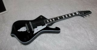 Kiss Paul Stanley Iceman Ps - 10 Miniature 1:6 Figures Not Mego Axe Guitar