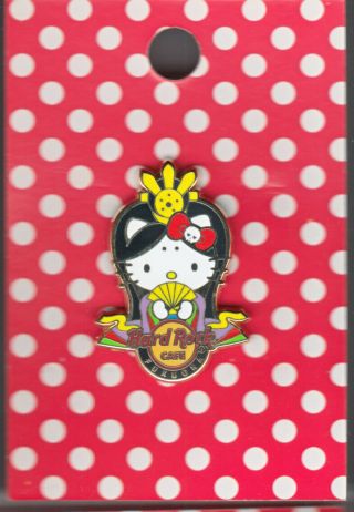 Hard Rock Cafe Pin: Fukuoka Hello Kitty Traditional Costume Le200