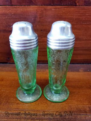 Green Depression Glass Florentine Salt & Pepper Shakers W/ Lids