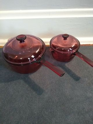 Set Of 2 Vintage Pyrex Vision Cranberry Pans 2.  5l 1.  0l With Lids
