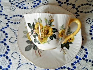 VINTAGE SHELLEY DAINTY BONE CHINA TEA CUP & SAUCER ENGLAND yellow roses 2