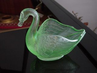 Vintage Carnival Glass Vaseline Pastel Swan Salt