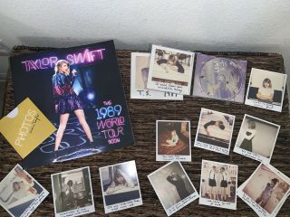 Taylor Swift 1989 World Tour Concert Book 3d Hologram Cover W/ Cd & Pictures
