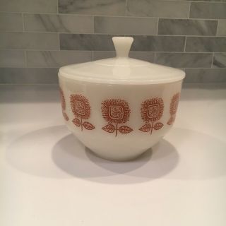 Vintage Federal Glass Covered Bowl 1.  5 Quart White Sunflower Pattern Lid 1 1/2