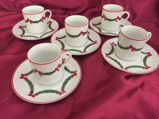 Set Of 5 Vintage Neiman Marcus Christmas Garland Demitasse Cup And Saucers