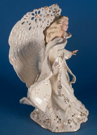 Lenox Florentine & Pearl Lighted Angel Figurine 4