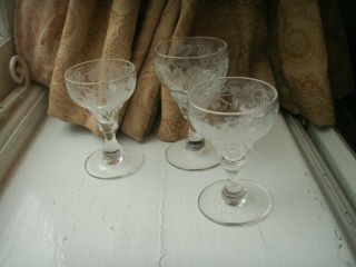 Old Antique English Cut And Etched Vine Grape 3 X Drinking Glasses C.  1850 Fine