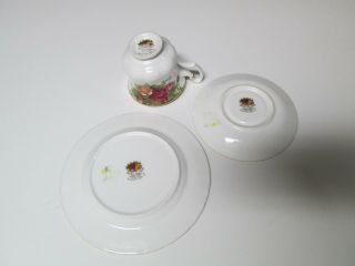 VINTAGE ROYAL ALBERT OLD COUNTRY ROSES TEA CUP SAUCER PLATE SET BONE CHINA 1962 3