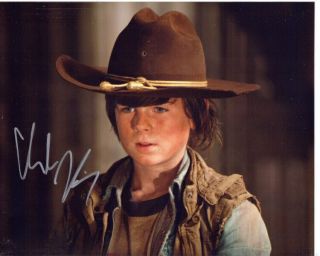 Chandler Riggs The Walking Dead Carl Grimes Signed 8x10 Photo With