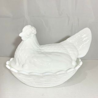 Vintage Fenton Hen On Nest White Milk Glass Covered Dish