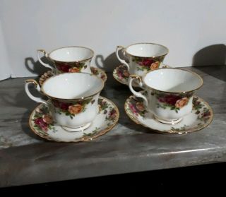 Royal Albert Old Country Roses Cups And Saucers,  4 Cups And Saucers