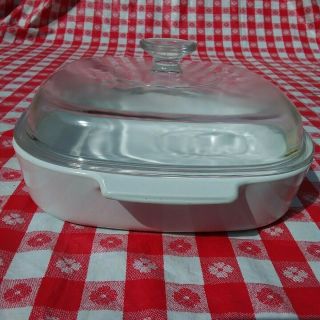 Vintage Corning Ware White Winter Frost Casserole Dish A - 10 - Bw/ Pyrex A - 12 - B Lid 2