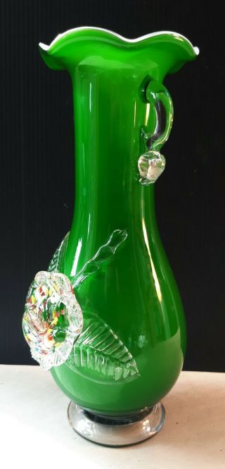 Vintage 1970s Murano Hand - Made Glass Vase.  Applied Flower/ Cased White/ Mid - 20C 2
