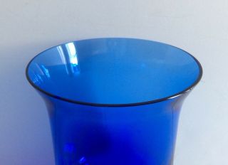 Vtg 6”H Heavy Hand Blown Cobalt Blue Glass Vase Contemporary With Footed 3