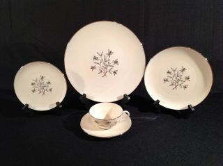 Princess By Lenox One (1) Five (5) Piece Place Setting Usa X - 516 More Available