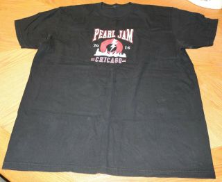 Pearl Jam Concert T - Shirt Chicago Wrigley Field August 20 22 2016