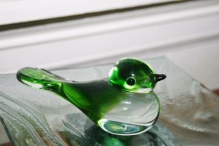 Dale Tiffany Studio Art Glass Green Tint And Clear Bird Paperweight