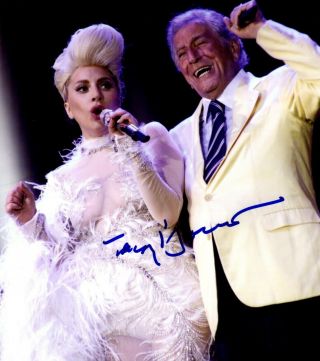 Tony Bennett Autographed 8 X 9 Photograph Pop Swing Jazz Singer Lady Gaga