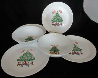 Vintage Berggren Swedish God Jul Merry Christmas Bowls & Plates Johnson Brothers