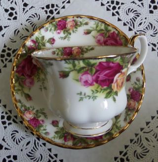 Royal Albert Bone China Old Country Roses One Gilded Teacup And Saucer