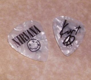 Nirvana Band Logo Kurt Signature Guitar Pick - W