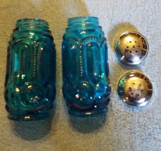 Pair Colonial Blue Moon And Stars Le Smith Glass " Salt And Pepper " Shakers S&p 
