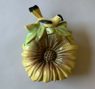 LATE 1940 ' S VINTAGE MCCOY YELLOW SUNFLOWER WITH BIRD WALL POCKET 6