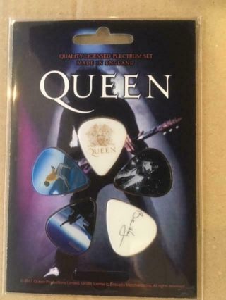 Queen Freddie Mercury Brian May Guitar Pick Set Incl 5 Picks