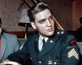 Elvis Presley Awesome In Army 10x8 Photo