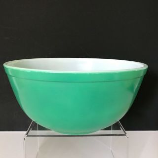 Vintage Pyrex 403 Primary Green Nesting Mixing Bowl