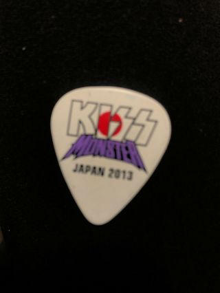 Kiss Monster Tour Guitar Pick Paul Stanley Signed Japan 2013 Starchild Purple