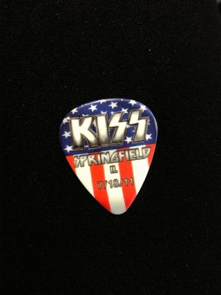 Kiss Hottest Earth Tour Guitar Pick Gene Simmons Springfield Il 7/18/11 Signed