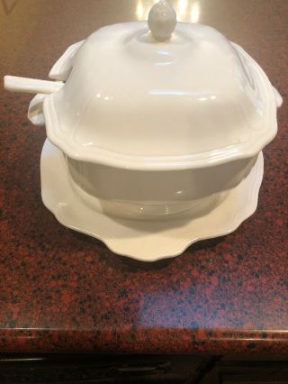 Federalist White Ironstone Soup Tureen And Platter