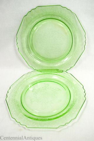 Hazel Atlas - Green Depression Glass - Florentine 1 - Salad Plates - 8.  5 