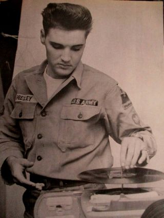 Photo - Army - Elvis Playing Records In Barracks " Epfan Club " Germany