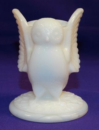 Vintage Westmoreland Opaque Milk Glass Owl Toothpick Holder Match Stick Q - Tips