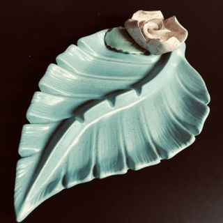 Vtg California Pottery Turquoise Leaf Ashtray W Cream Flower Palm Matte 722 Mcm