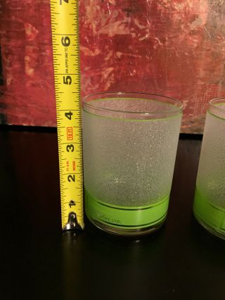 2 VINTAGE CULVER OLD FASHION GLASSES LIME GREEN YELLOW Frosted LATTICE DESIGN 4