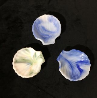 Vintage Akro Agate 2 Blue,  1 Green & White Slag Glass Shell 4” Dishes/ashtrays