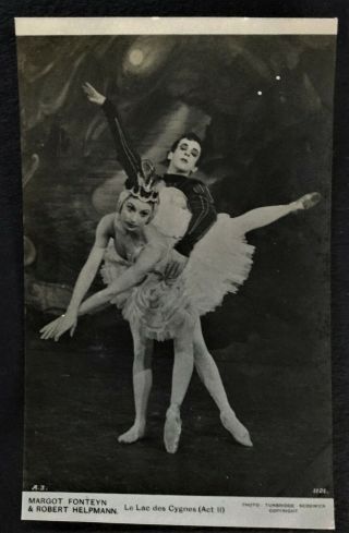 MARGOT FONTEYN.  ROBERT HELPMANN.  TWO 1940 ' s PHOTOGRAPHS.  SADLER ' S WELLS BALLET 3