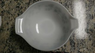 Vintage Pyrex Black and White Gooseberry Cinderella Bowl 2.  5 Quart 3