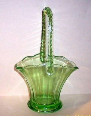 Scalloped 7 7/8 " Emerald Green Depression Glass Brides Basket Vase Uranium ?