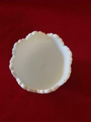 Vintage Fenton Hobnail White Milk Glass 3 Footed Egg Shaped Vase 2