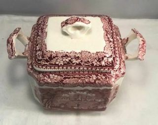 Vintage Mason ' s Pink Red Vista Square Sugar Bowl w/ Fan Lid & Handles - N/R 7