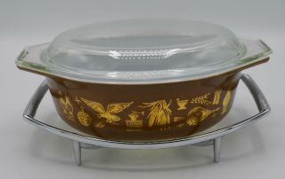 Vintage Pyrex 043 1.  5 Quart Casserole Dish with Lid & Cradle - Early American 3