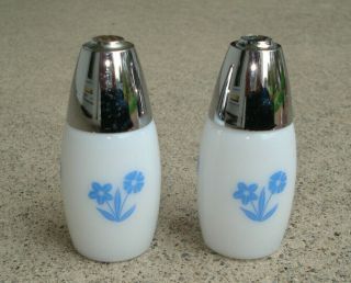 Vtg Corning Ware Cornflower Blue Salt & Pepper Shakers Milk Glass & Metal Gemco