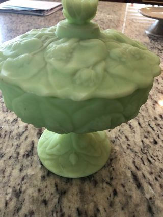 Fenton Lime Sherbet Green Satin Pedestal Covered Candy Dish Water Lily \design