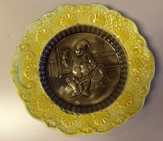 Majolica Toby Plate C.  1880s,  Brown And Yellow Approx 10 - 1/2”