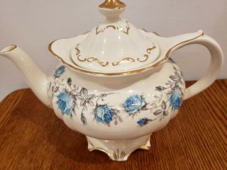 Vintage Sadler Teapot Gorgeous Blue Roses Gold Trim Tea Time 2933